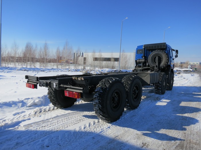 Автомобиль шасси Камаз  63501-53, 8х8