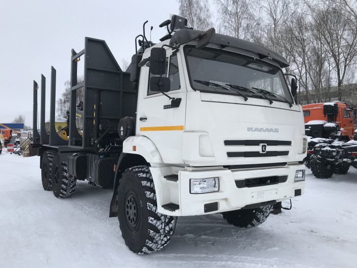 Автомобиль - сортиментовоз КАМАЗ 43118 с ГМУ VM10L74  (за кабиной), 6х6