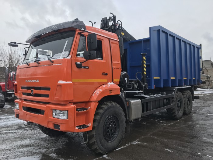 Автомобиль ломовоз 29м3 КамАЗ 43118 с КМУ Велмаш VM10L74M (за кабиной)  (6х6)