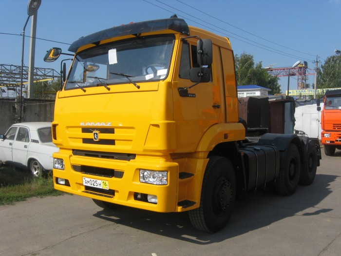 Автомобиль седельный тягач КамАЗ 6460 (6х4)