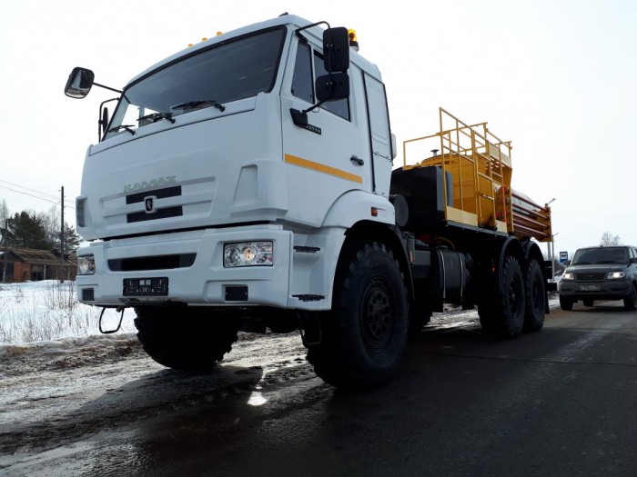 СИН 32  на шасси КамАЗ 43118 (кислотный агрегат), колесная формула 6х6
